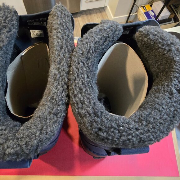 Vans Standard Snow MTE Winter Boots WATERPROOF VN000D2DYA6 MENS 12 BLACK/NAVY - Picture 8 of 14